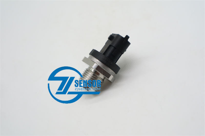 1800 Bar Fuel Rail Pressure Sensor OE: 0281006018 For Ford Ranger Everest Mazda BT-50 BT50 2.5 3.0