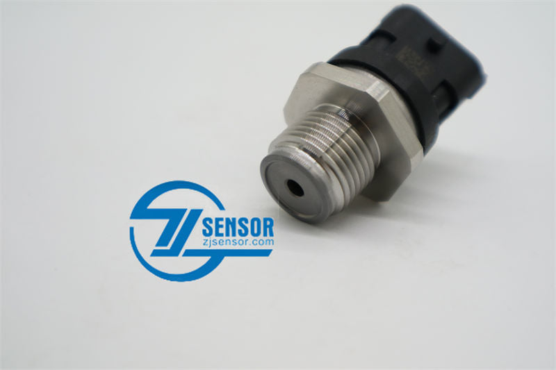 Common Rail Pressure Sensor for BOSCH Volvo S60 V70 XC90 Ford KA Suzuki Wagon Saab 9-3 Fiat Iveco Cummins 0281006364