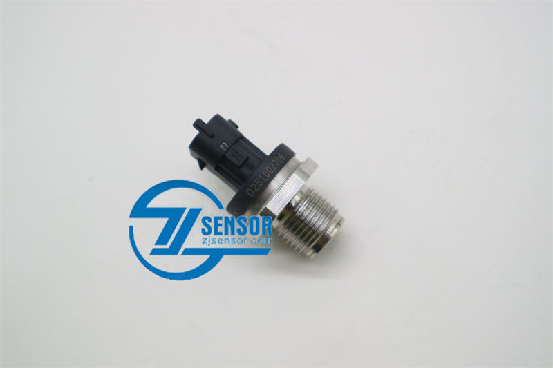 0281002706 1800 Bar Diesel Common Fuel Rail Pressure Sensor OE: 20792328 7420792328 FOR VOLVO