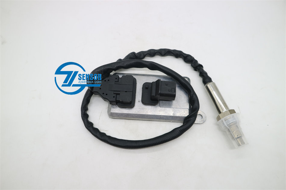 A0081539828/004 Nitrogen Oxide sensor NOX Sensor 5WK96642B A0081539828004 SNS24V for Mercedes benz