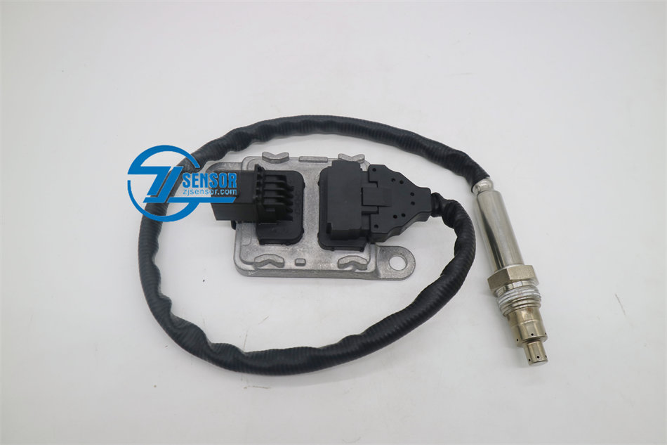 A0101532228/0002 Nitrogen oxide sensor Nox sensor 5WK97338A SNS12V BENZ