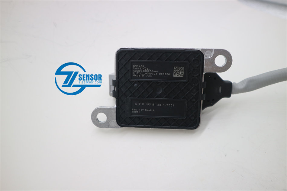 Nitrogen outlet nox sensor a0101538128 5wk9 7403for mercedes-benz detroit diesel 5wk97403